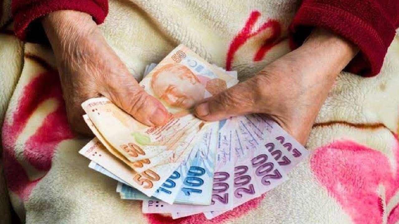 SGK uzmanı İsa Karakaş tek tek açıkladı: SGK'ya bildirim yapanın emekli maaşı artacak! 2